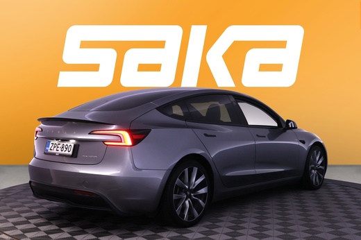 Tesla Model 3 vaihtoauto