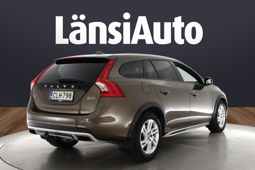 Volvo V60 Cross Country vaihtoauto