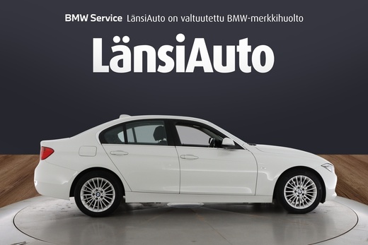 BMW 320 vaihtoauto