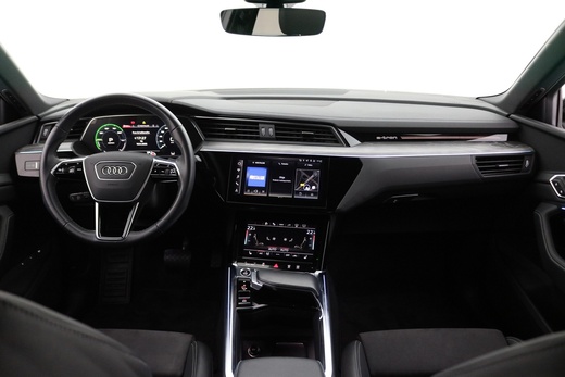 Audi Q8 e-tron vaihtoauto