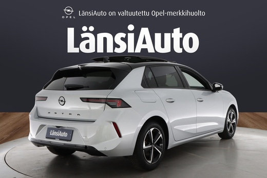 Opel Astra vaihtoauto