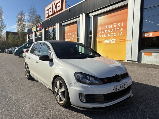 Volkswagen Golf vaihtoauto
