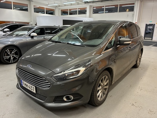 Ford S-MAX vaihtoauto