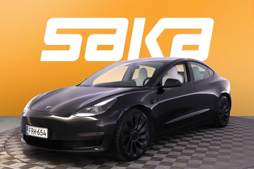 Tesla Model 3 vaihtoauto