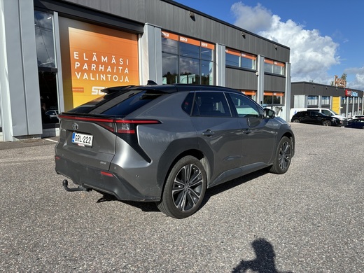Toyota bZ4X vaihtoauto