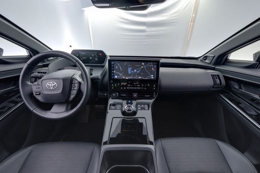 Toyota bZ4X vaihtoauto