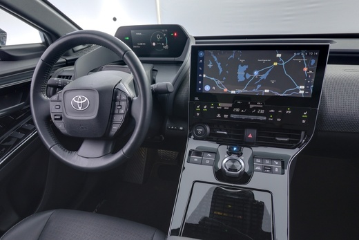 Toyota bZ4X vaihtoauto