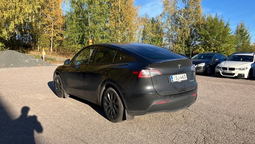 Tesla Model Y vaihtoauto
