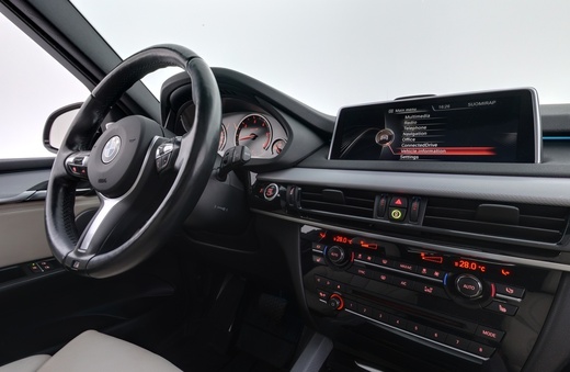 BMW X5 vaihtoauto