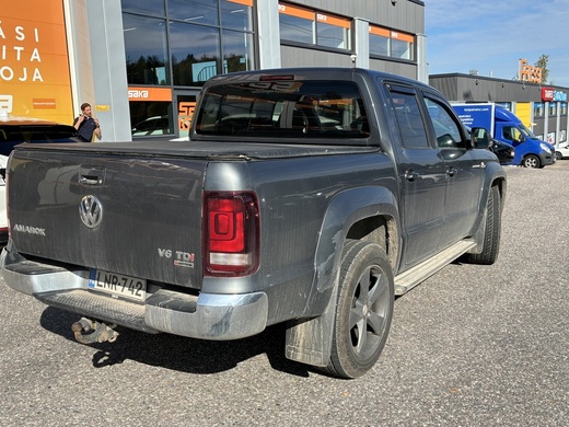 Volkswagen Amarok vaihtoauto