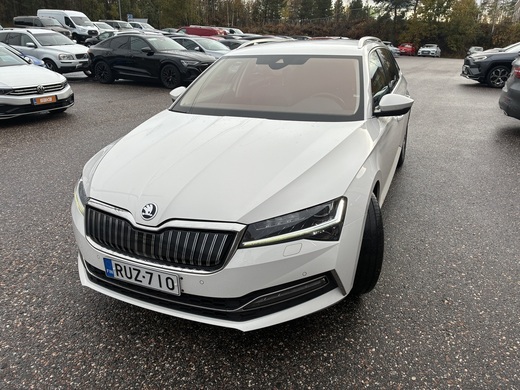 Skoda Superb vaihtoauto