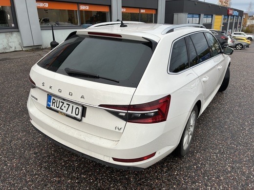 Skoda Superb vaihtoauto