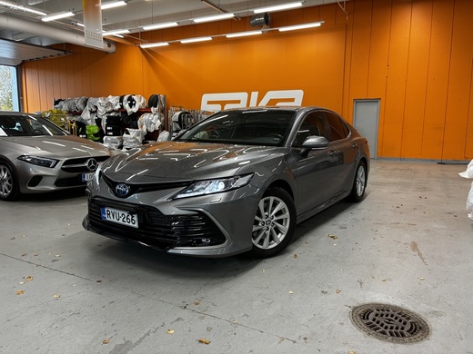 Toyota Camry vaihtoauto