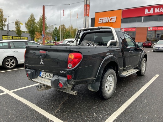 Mitsubishi L200 vaihtoauto