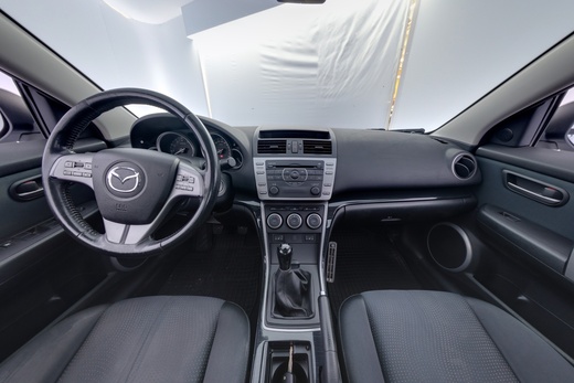 Mazda 6 vaihtoauto