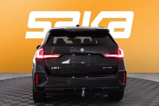BMW iX1 vaihtoauto
