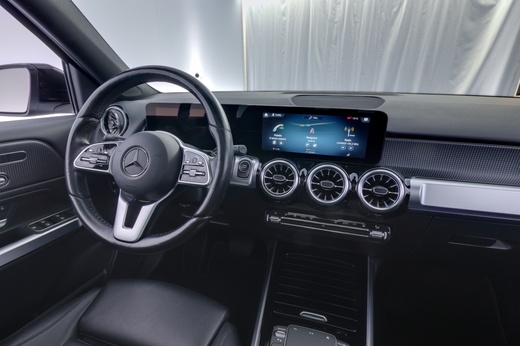 Mercedes-Benz EQB vaihtoauto
