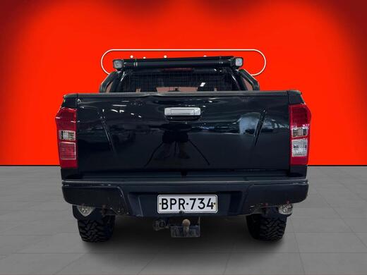Isuzu D-Max vaihtoauto