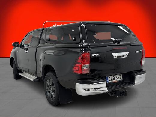 Toyota Hilux vaihtoauto