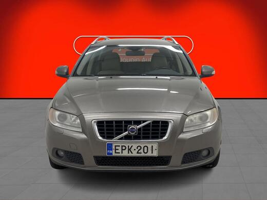 Volvo V70 vaihtoauto