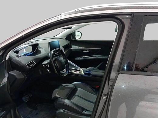 Peugeot 5008 vaihtoauto