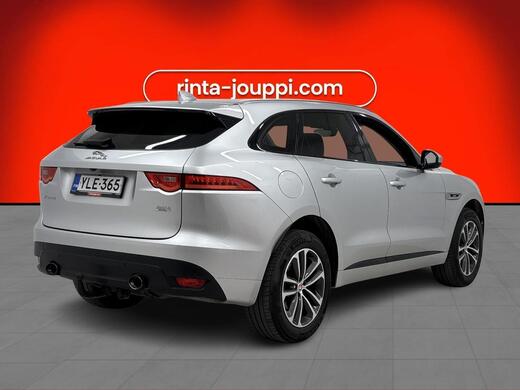 Jaguar F-PACE vaihtoauto