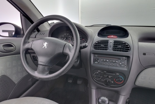 Peugeot 206 vaihtoauto