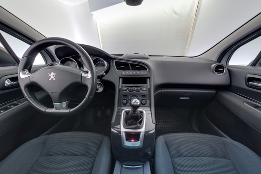 Peugeot 5008 vaihtoauto