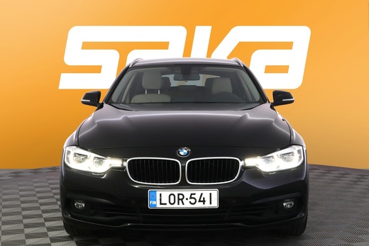 BMW 320 vaihtoauto