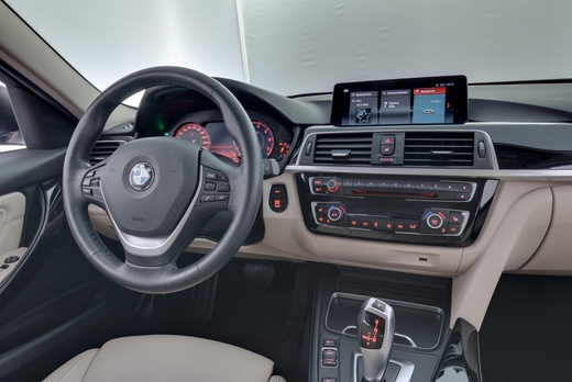 BMW 320 vaihtoauto