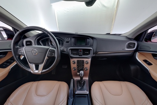 Volvo V40 Cross Country vaihtoauto