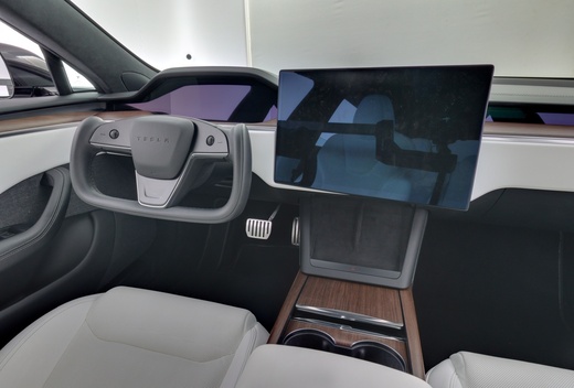 Tesla Model S vaihtoauto