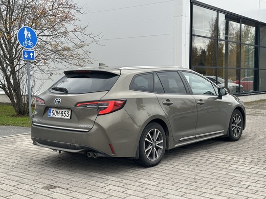 Toyota Corolla vaihtoauto