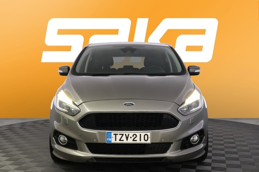 Ford S-MAX vaihtoauto