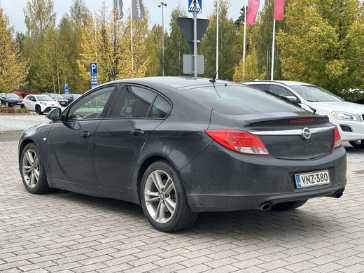 Opel Insignia vaihtoauto