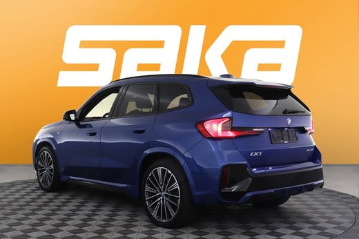 BMW iX1 vaihtoauto