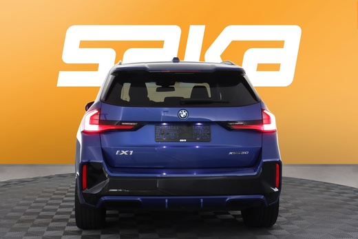 BMW iX1 vaihtoauto