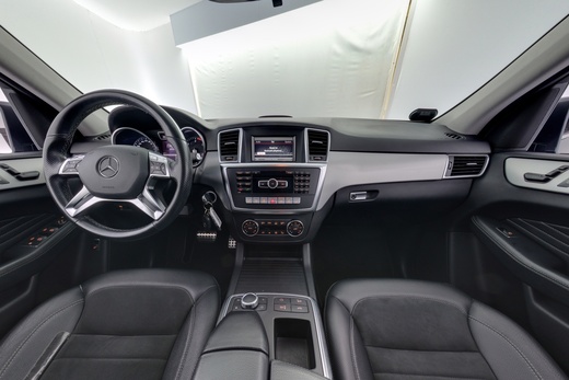 Mercedes-Benz ML vaihtoauto