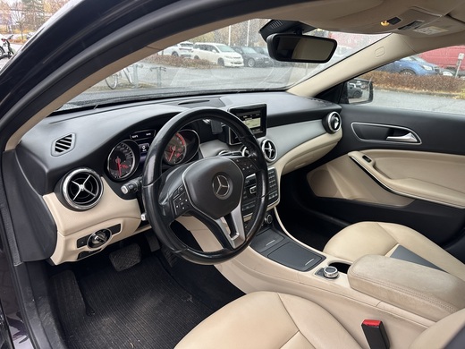 Mercedes-Benz GLA vaihtoauto
