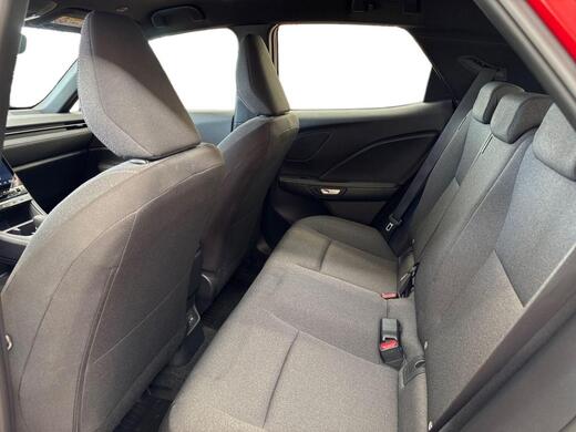 Lexus LBX vaihtoauto