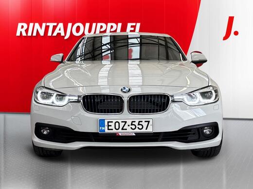 BMW 330 vaihtoauto