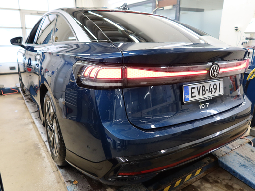 Volkswagen ID.7 vaihtoauto