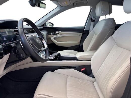 Audi Q8 e-tron vaihtoauto