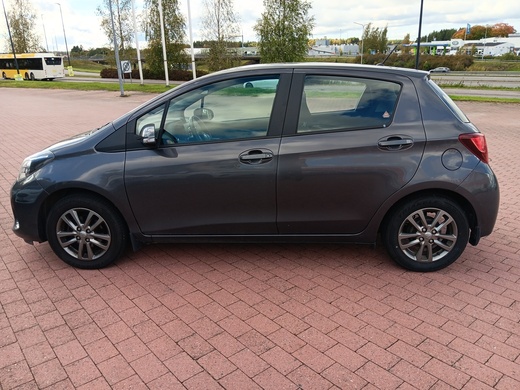 Toyota Yaris vaihtoauto