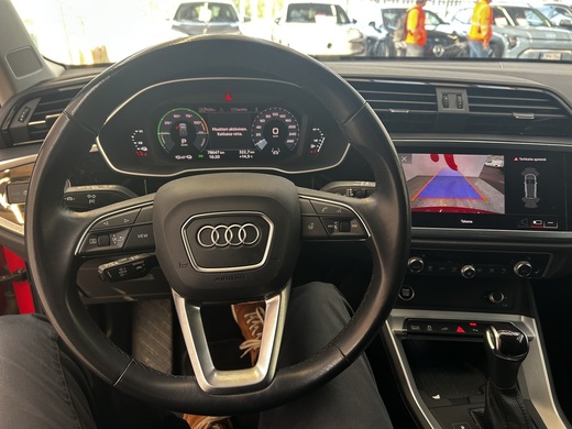 Audi Q3 vaihtoauto