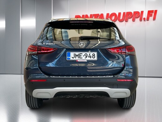 Mercedes-Benz GLA vaihtoauto