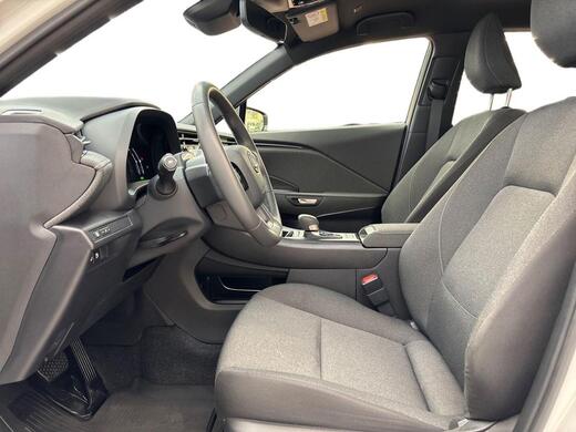 Lexus LBX vaihtoauto