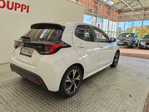 Toyota Yaris vaihtoauto