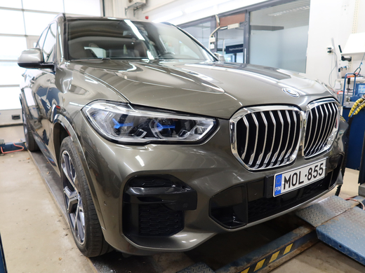 BMW X5 vaihtoauto
