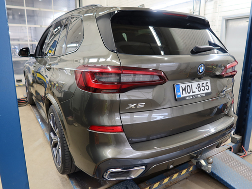 BMW X5 vaihtoauto